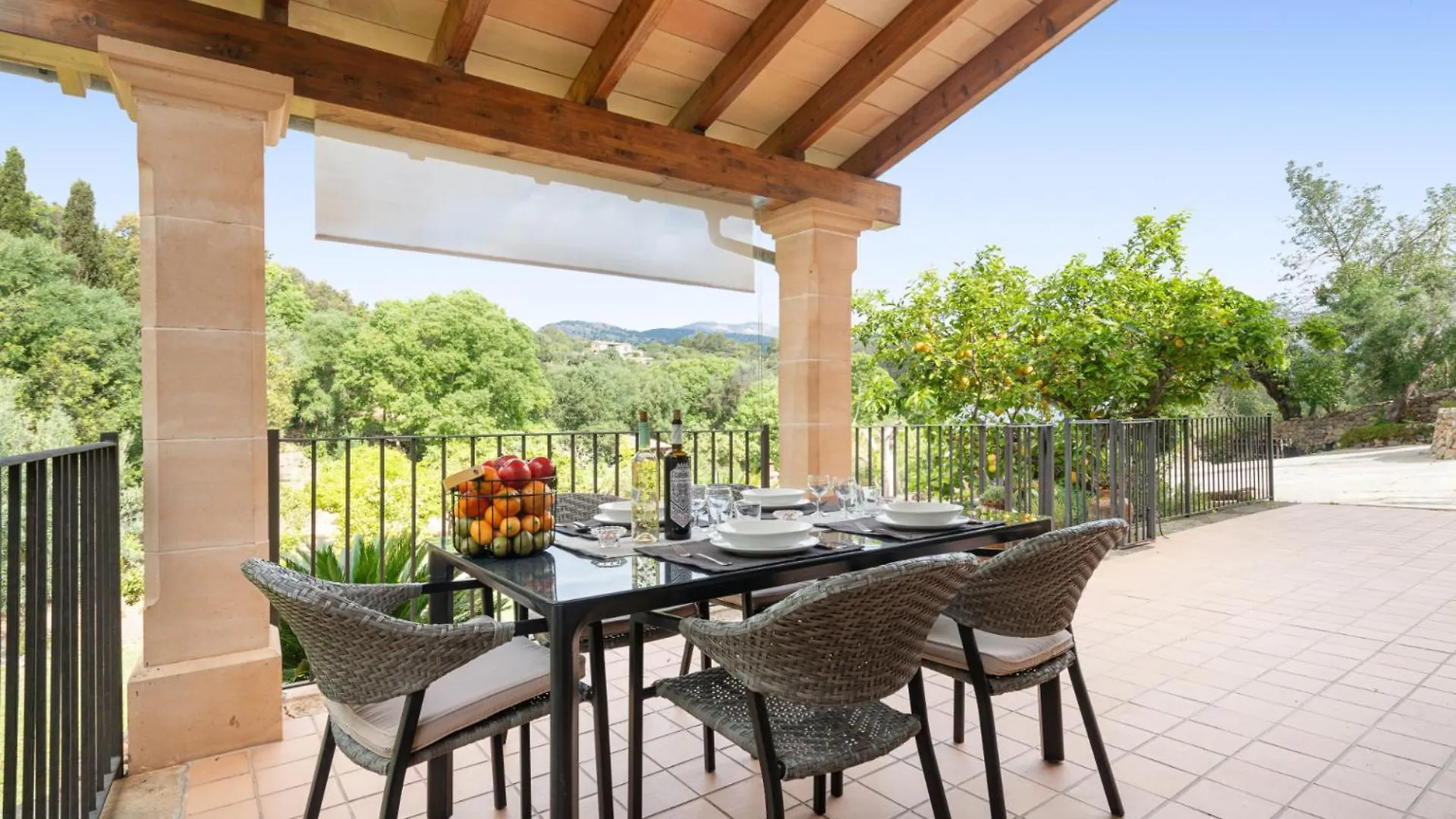 Pou Bo - Campanet Villa 0*,  İspanya